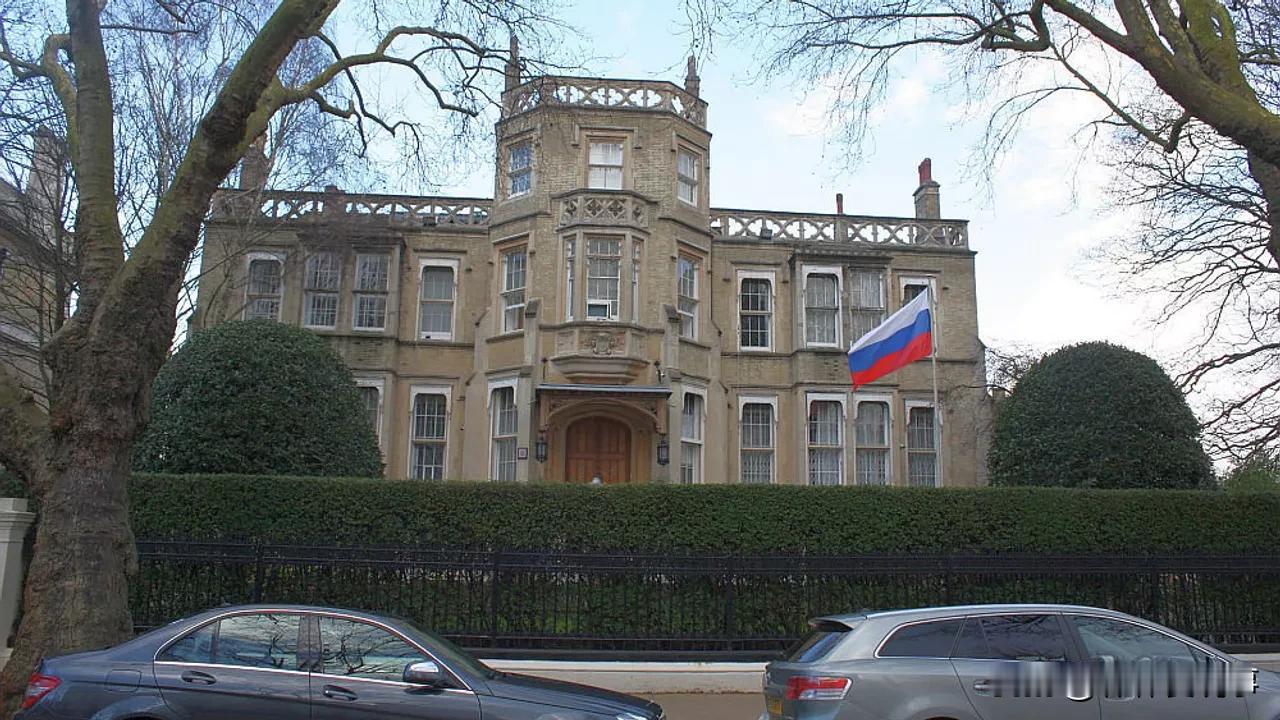 英国率先闯祸，俄罗斯果断回击！

9月6日，俄罗斯驻英国大使表示，针对俄罗斯任何