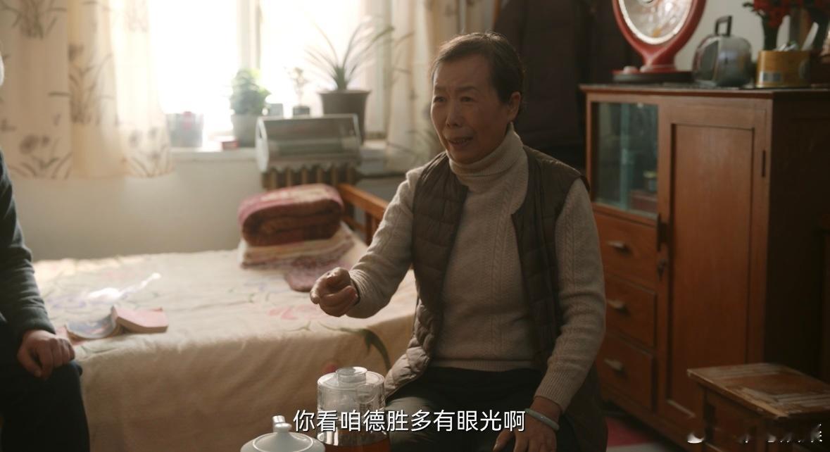 夏舒出门在外身份是自己给的  家人们，夏舒真的是太绝了！她的每一次行动都充满了惊