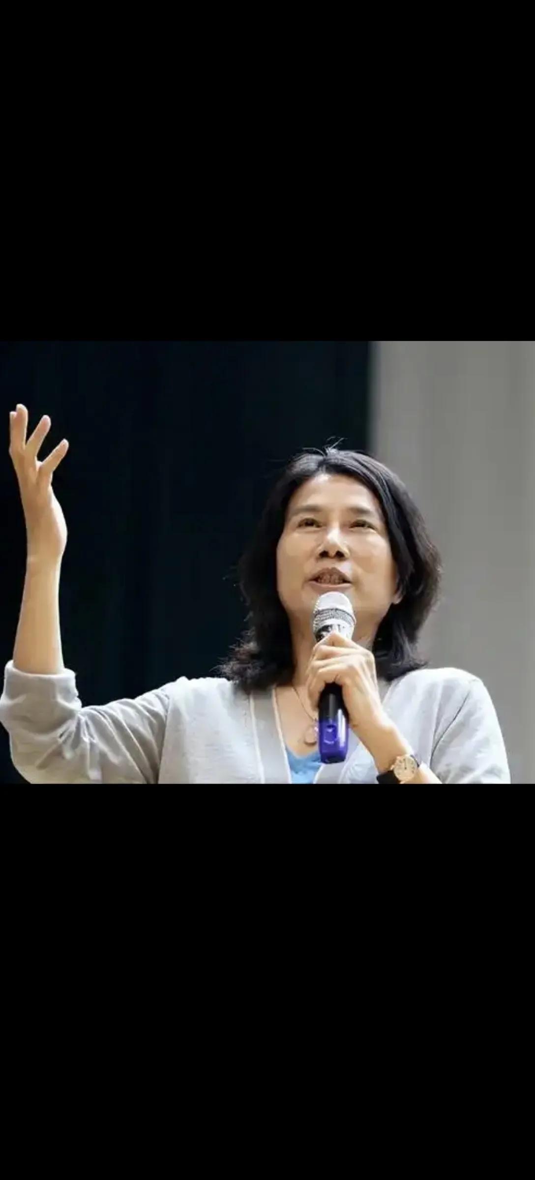 为什么要道歉？
就因企业家董明珠在公司内部讲话吗？听话要听在什么样语言环境下，针