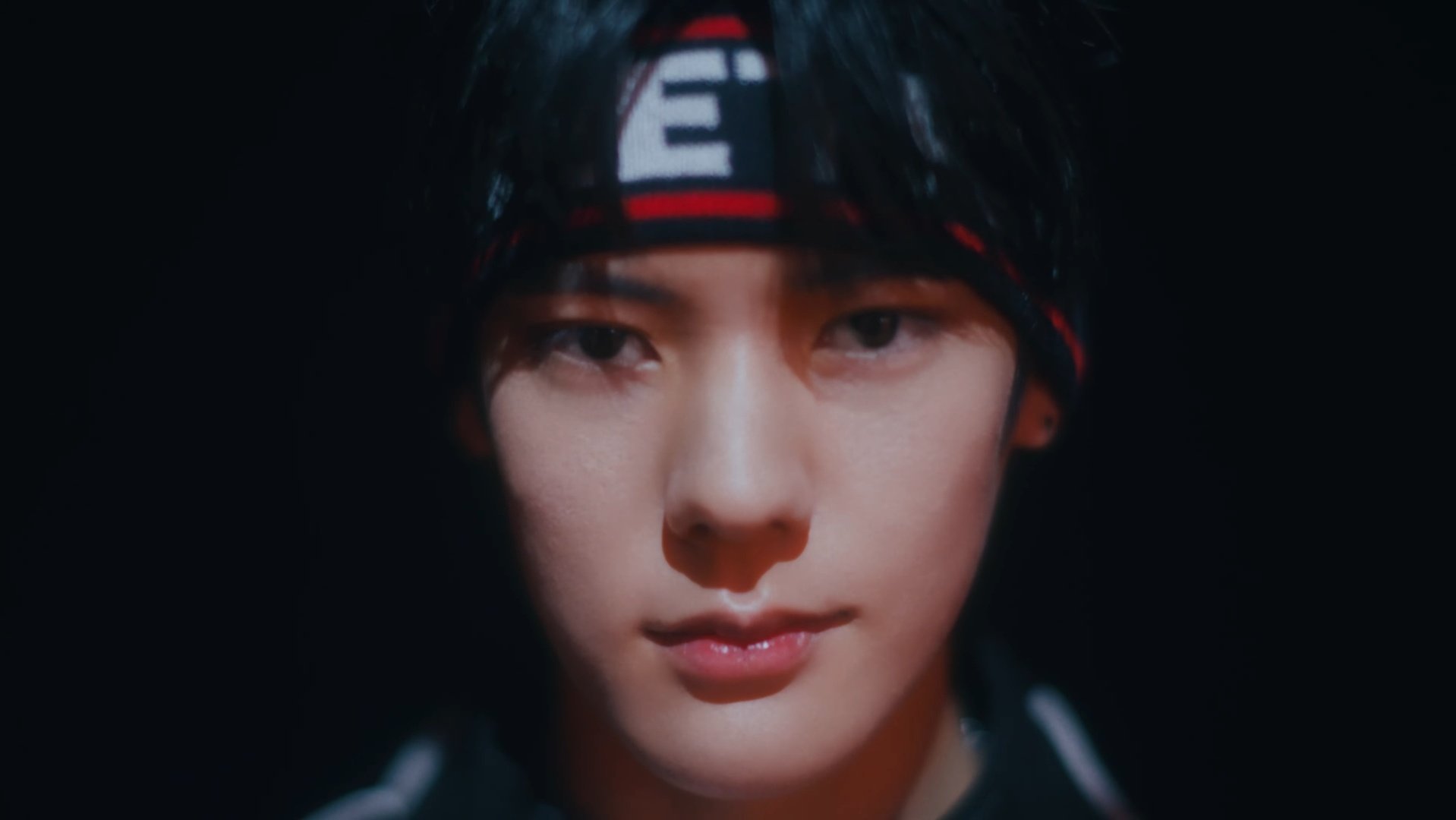 【theqoo】SM30周年视频中出现的SM男练习生#SM新练习生近照##SM新