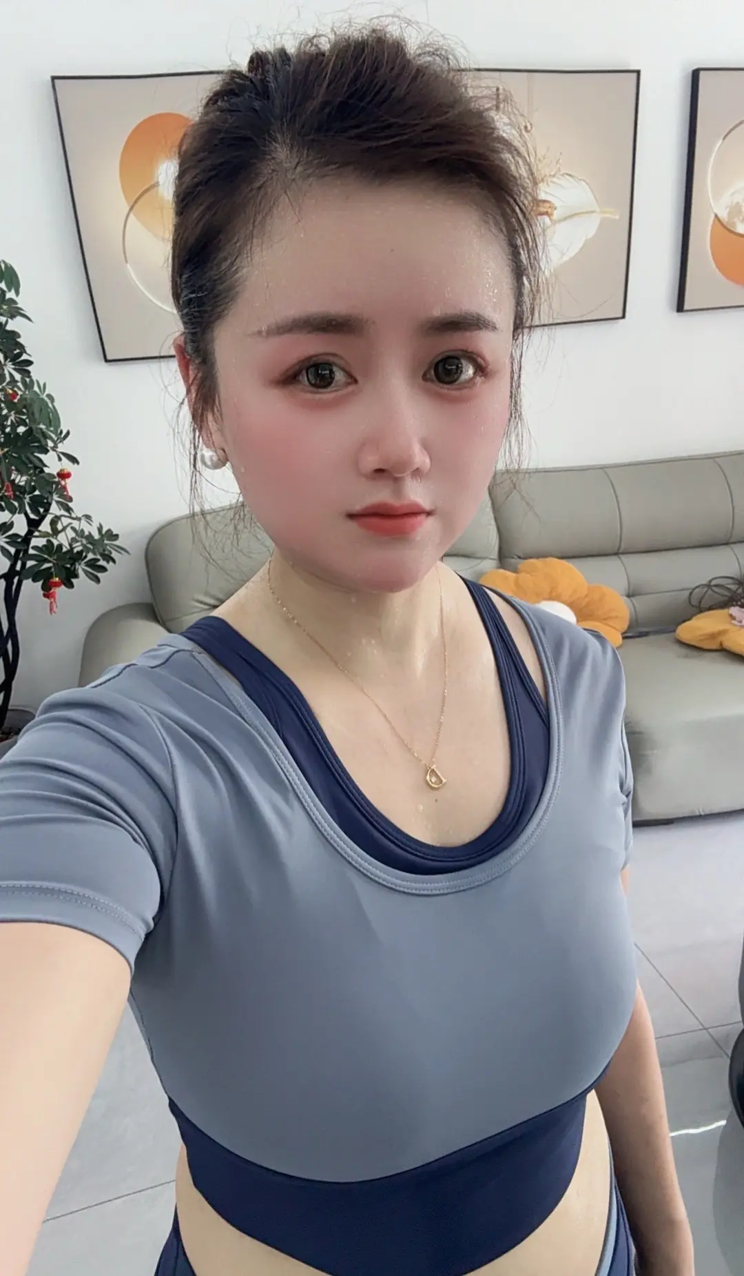 上午四十分钟，下午四十分钟，我就不相信甩不掉这一身肥膘！