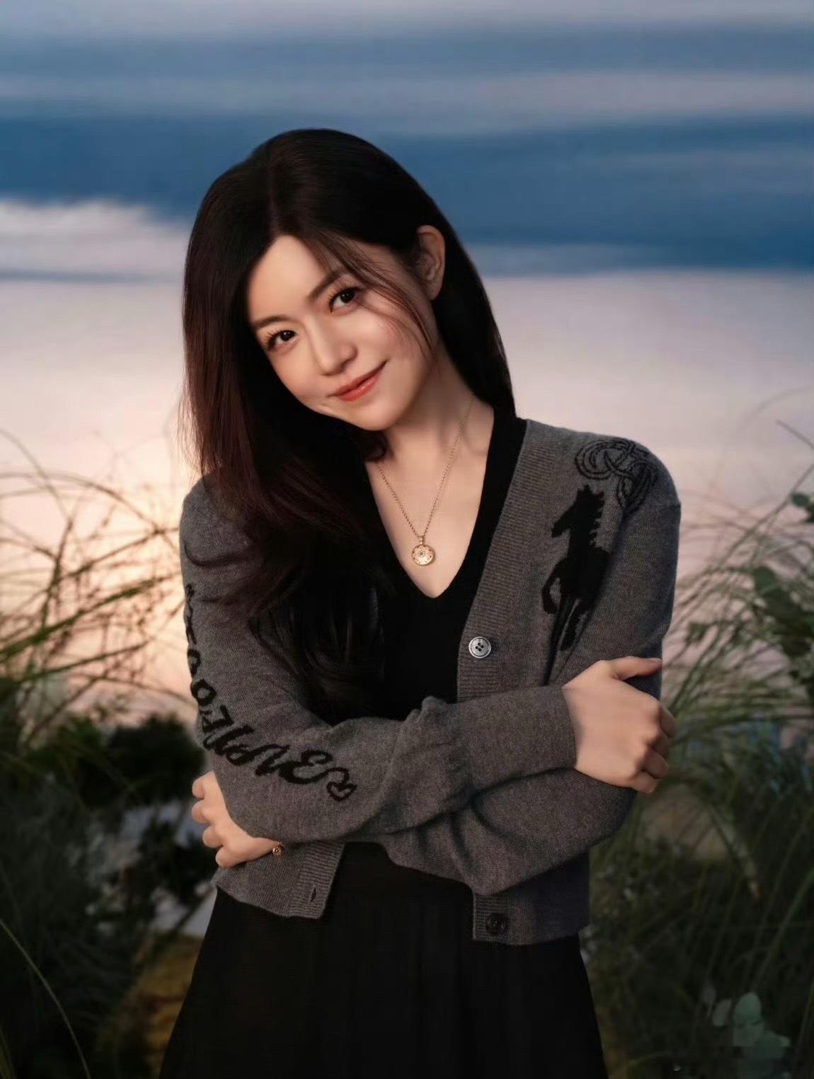 陈妍希申请强制执行一个人骂了七年，从二零一八年骂到二零二五年，法院判他道歉赔钱，