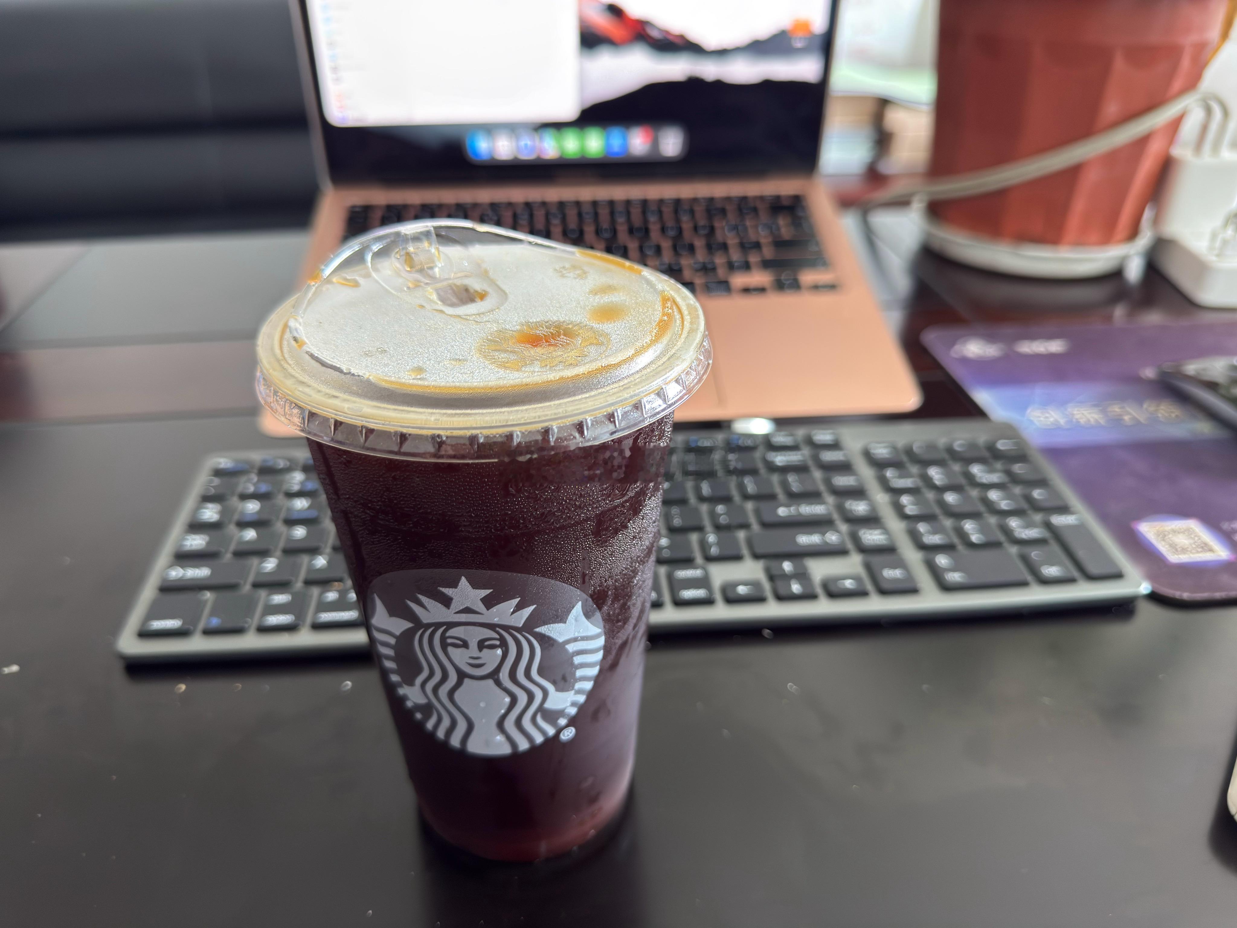 星巴克中国  立秋的第一杯咖啡是自己送的！ 德阳