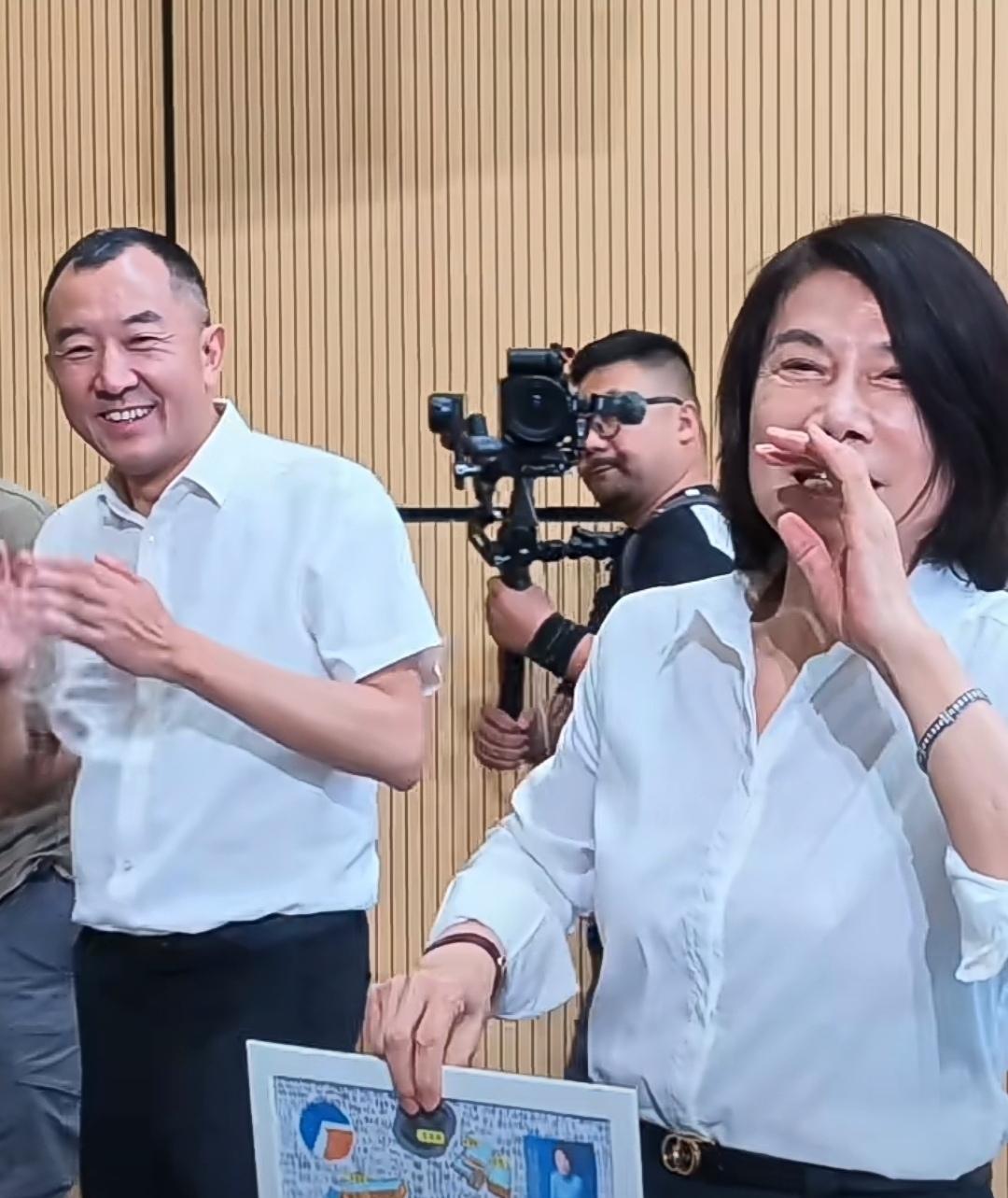 哦豁！董明珠办技校放出三招，思路确实奇特～～～

10月19日，格力技工学校开学
