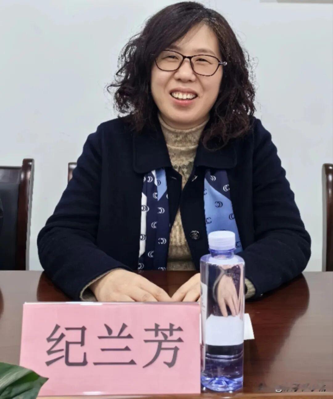 任职仅8个月，阜阳女局长纪兰芳被查，两个月前还出席新闻发布会
 
9月22日，安