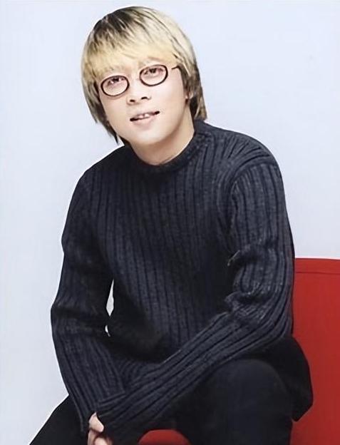 [微风]1997年，台湾歌手张雨生发生车祸，抢救24天后，不幸离世，女友黄慧玲发