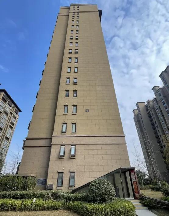 爸，我以后还要上学不？ICU里醒来第一句话，扎心了！15岁的小川从18楼跳下奇迹