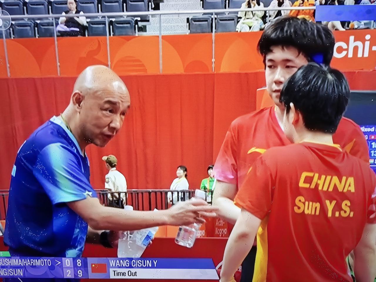 烹羊宰牛且为乐，会须一饮三百杯！
热烈祝贺莎头组合3：0战胜张本美和/松岛辉空组