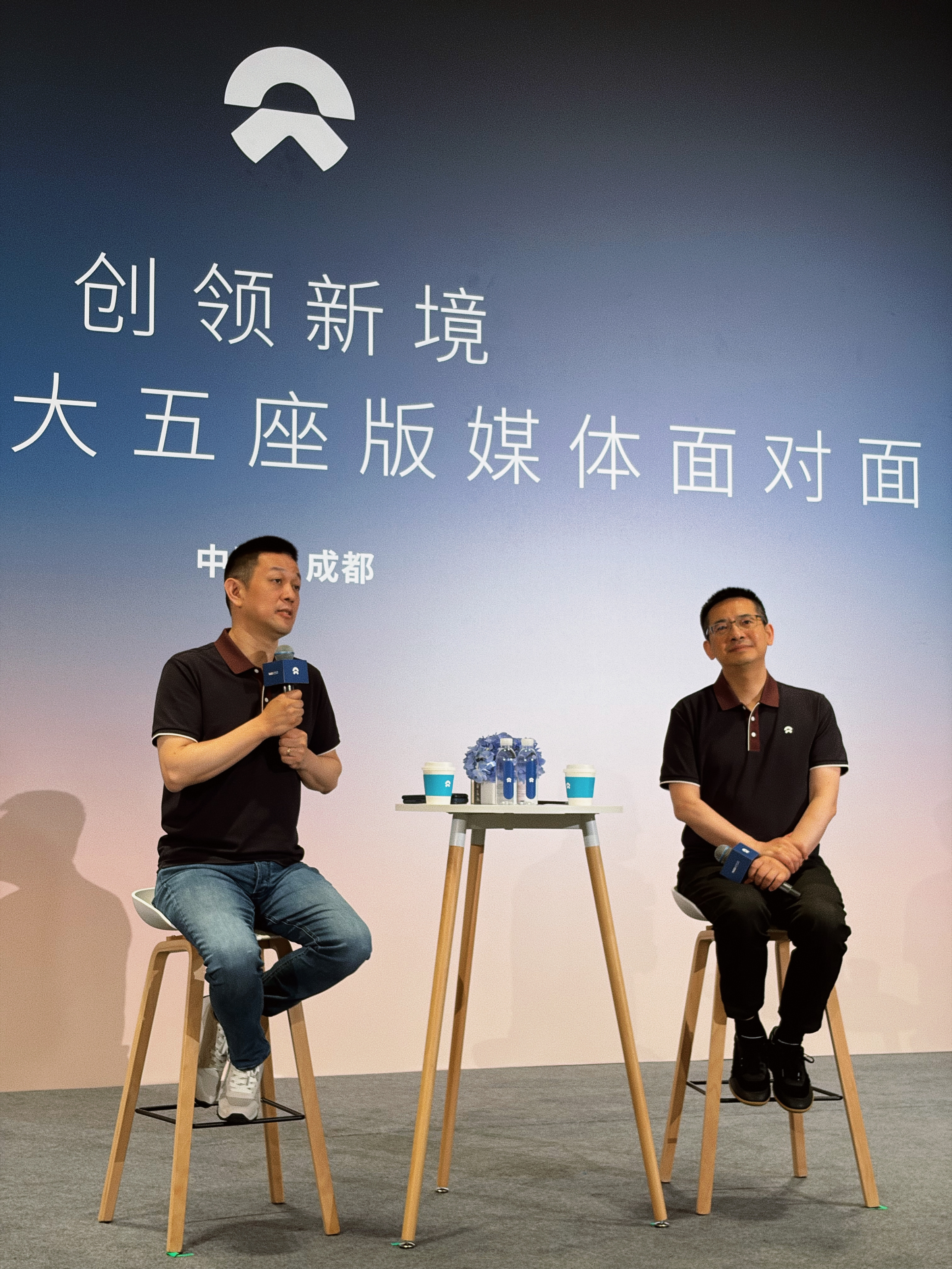 存储芯片涨价、部分贵金属涨价、甚至塑料粒子涨价，给蔚来ES8带来了成本压力。对于