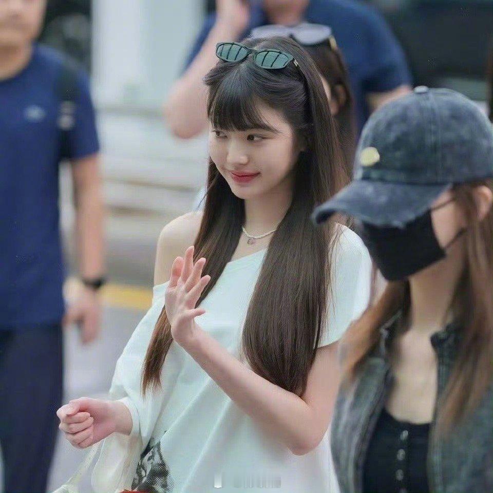 嗯？这是素颜我的妈，真老天爷追着赏饭吃素颜张元英 ​​​