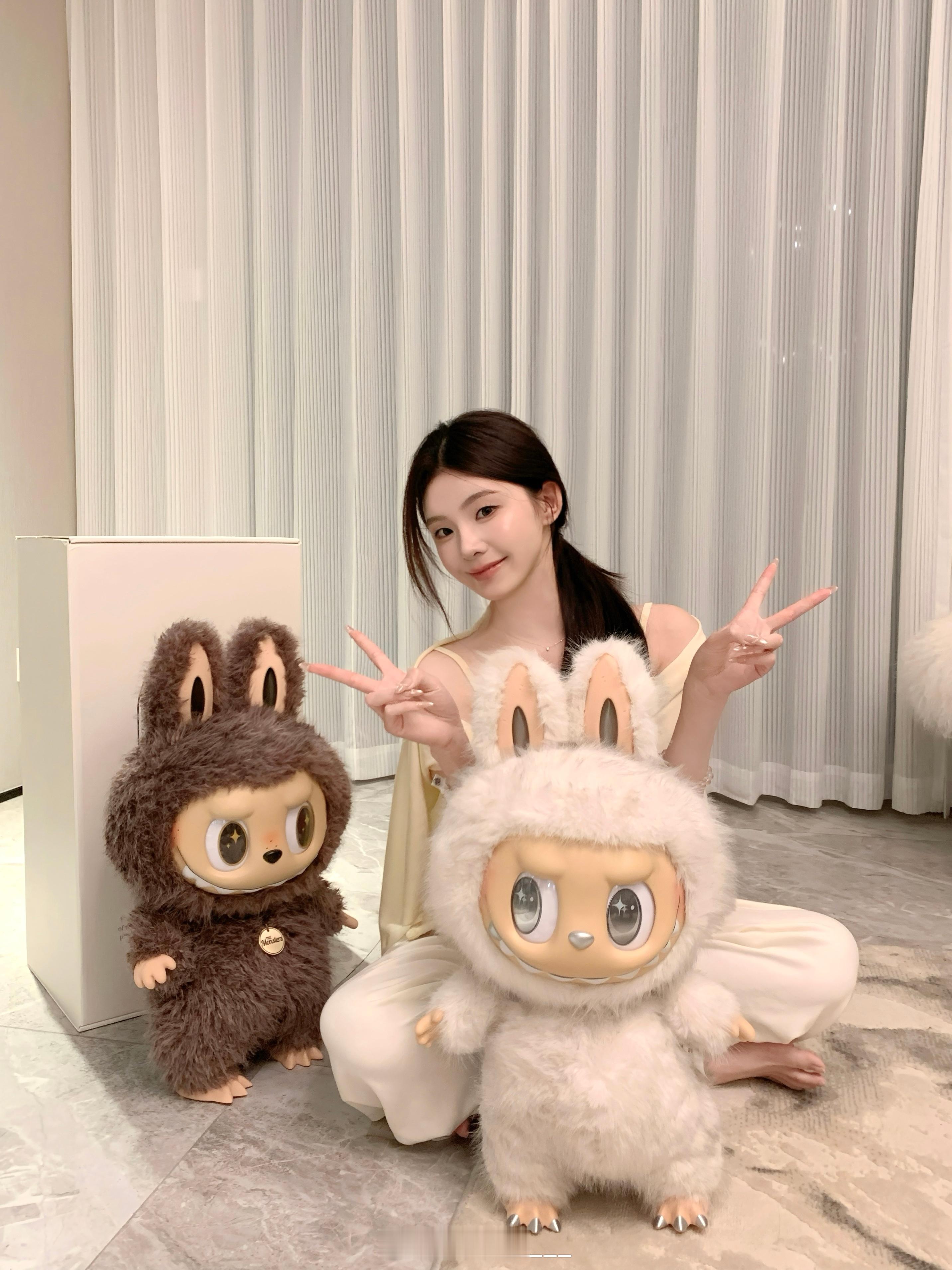 Oh！是Zimomo！！！真的好可爱啊啊啊啊啊啊啊啊 ​​​