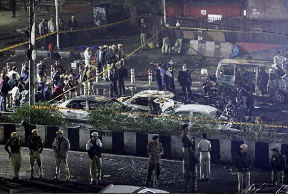 17亿人卷入战火？印巴首都24小时两连炸，第四次全面战争倒计时？
印巴首都接连遭