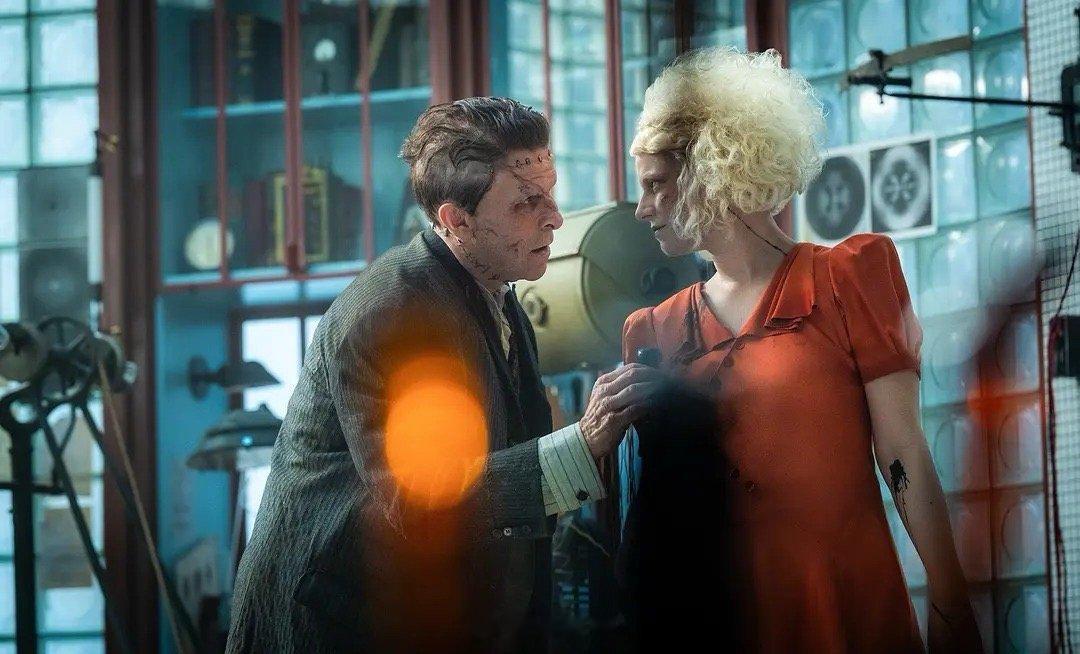 建议暗黑新娘入职闪灵酒店脑补了一下《暗黑新娘！》的两位主角在闪灵酒店“上班”的场