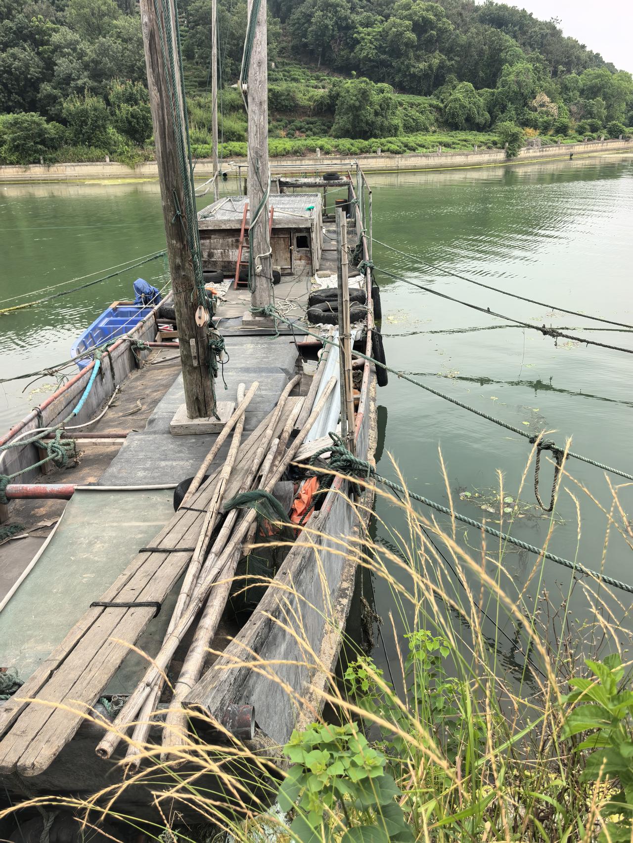 我开着房车环太湖自驾，今天来到吴中区光福镇光福渔港村，这座曾经号称中国内陆第一大