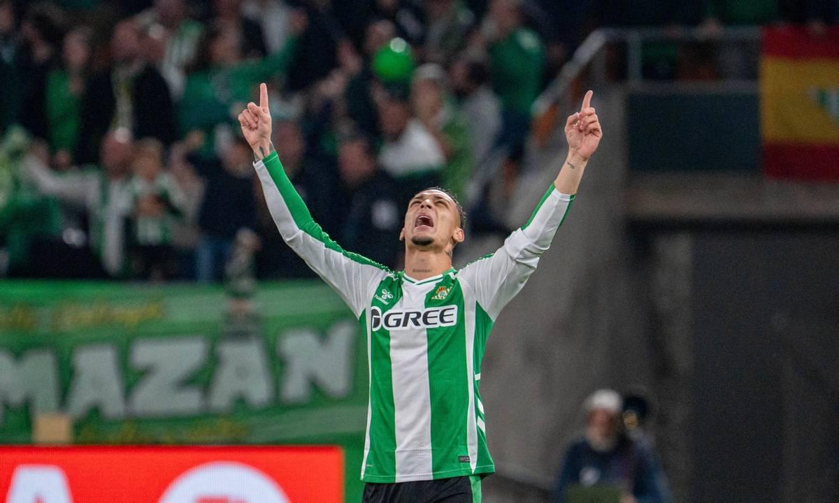 从英超“水深”到西甲“翻盘”，安东尼用一场 4-0 的狂胜狠狠打脸了谁？
欧联杯