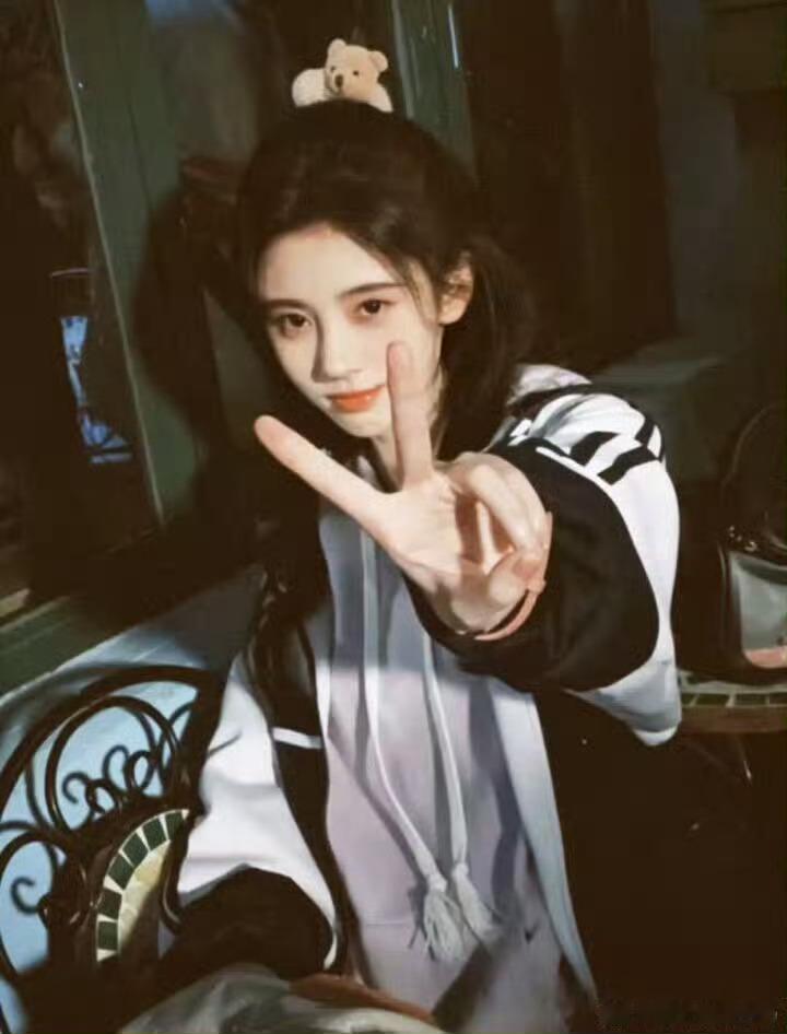 🍊鞠婧祎苏绿夏💙鞠婧祎万花世界请靠近我和我的心๑>ᴗO๑