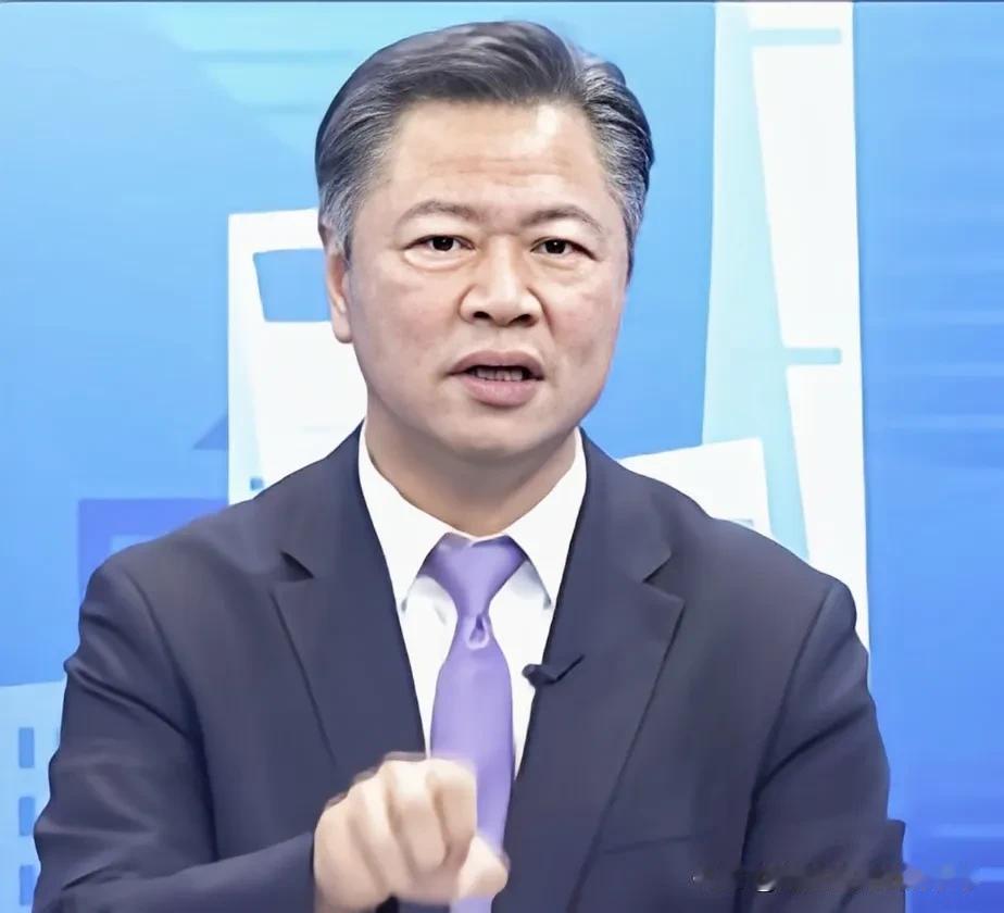 赖岳谦太敢说了，直言中国战略思维过时了！
 
他说：中国大陆过去一直强调自己不怕