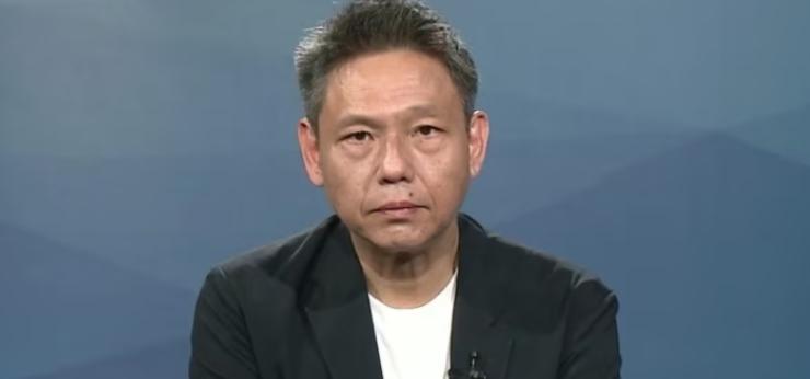 追杀名单真的来了！郑丽文一行访陆归来，脚还没踏稳台湾土地，民进党的刀已经磨得雪亮