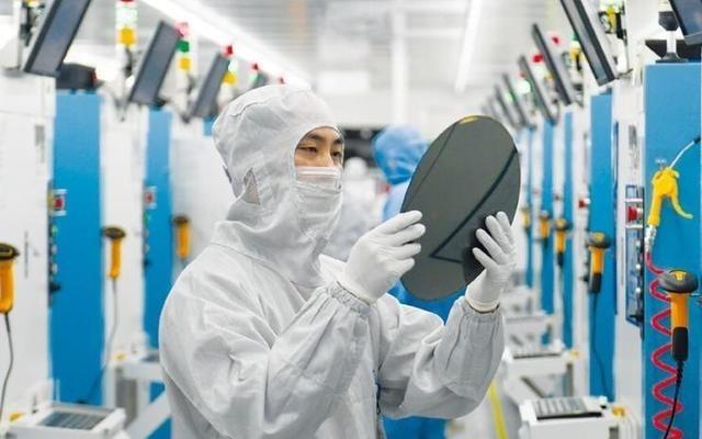 欧美芯片企业严重警告！如果中国再降价，世界芯片产业将被毁灭


芯片价格战真的会