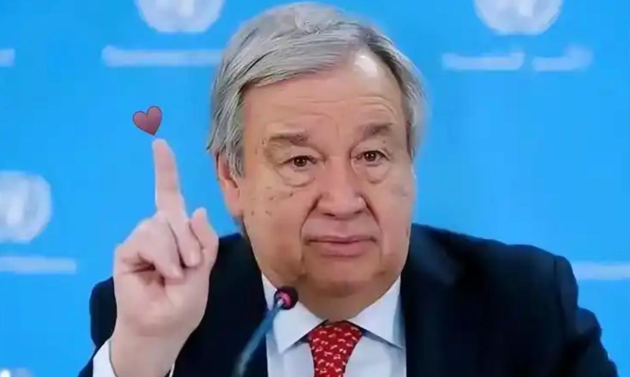 伊朗总统佩泽希齐扬有个疑问:美国最大的对手是中国，但他们为什么不打仗。
 
当地