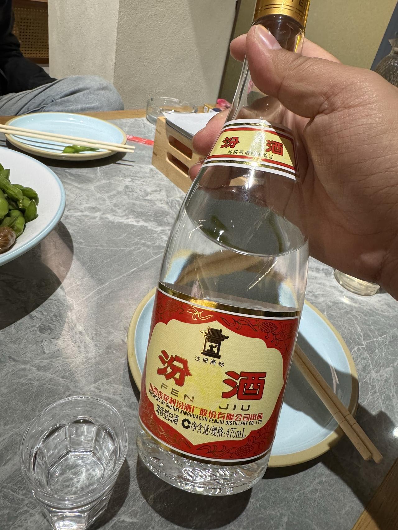 30出头，朋友成群，天天聚会，
西安市的好馆子，基本吃完了，
有时候一晚上能赶三