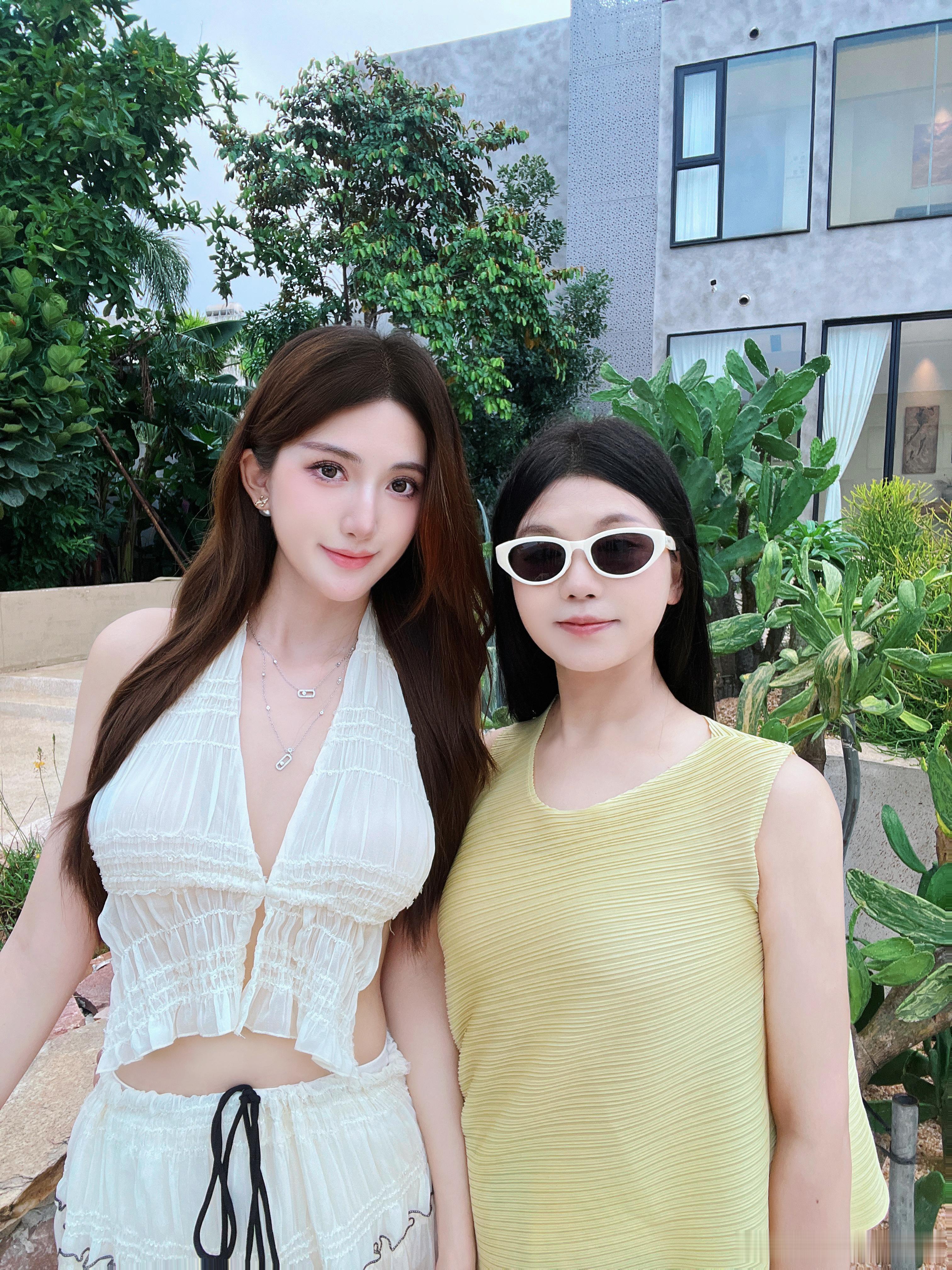 猜猜谁是妈妈谁是女儿[哈哈]沙雕日常  ​​​