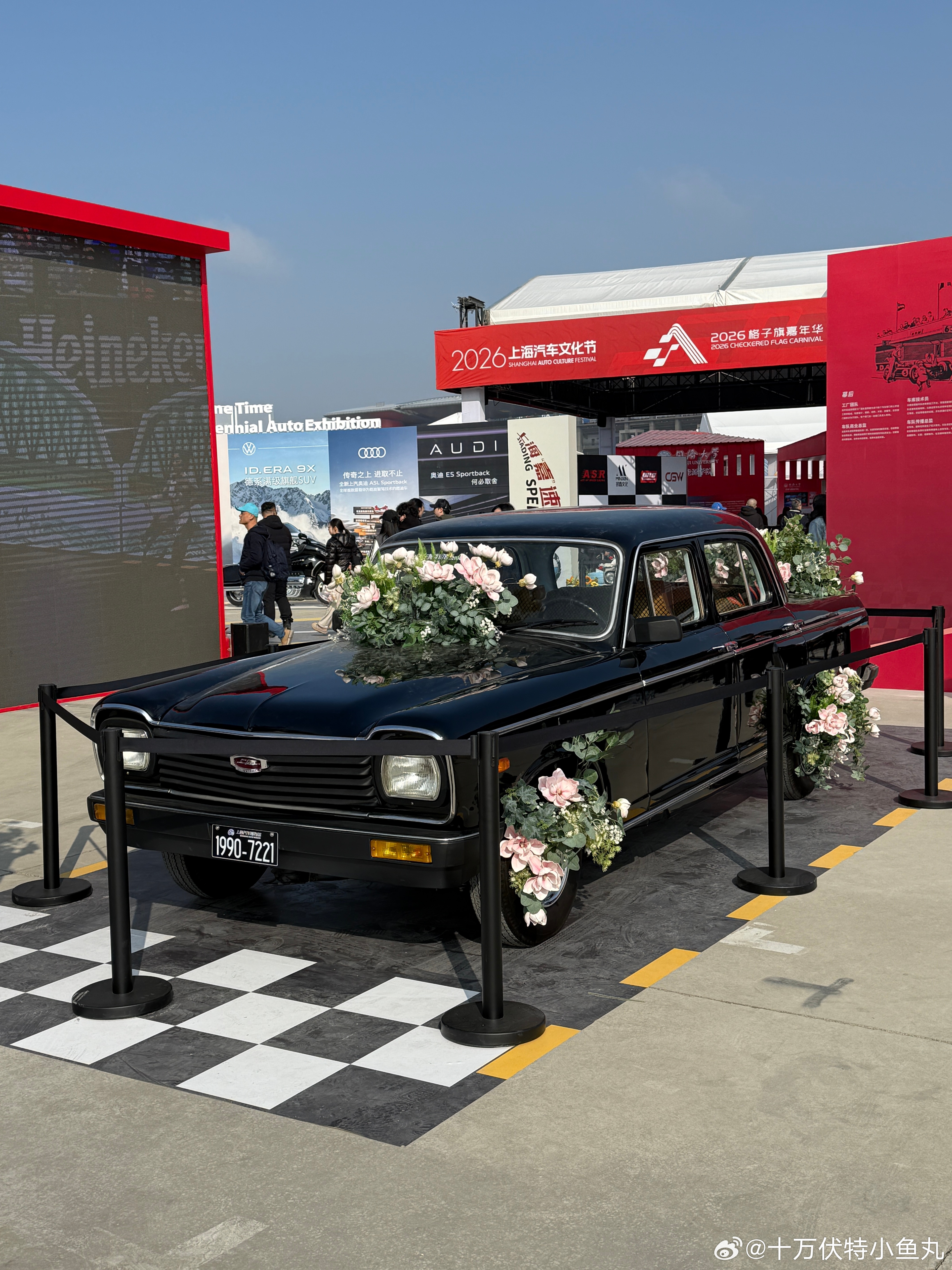 硬朗和柔情的结合 感觉在抖音很多颜值网红拍过