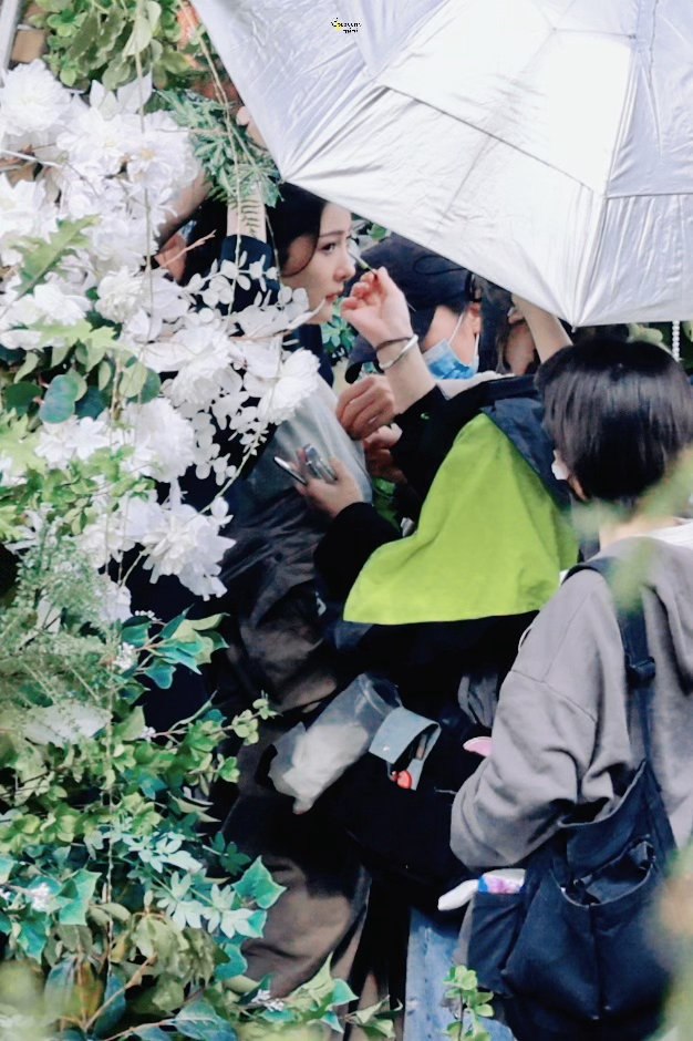 杨幂  ym杨幂冯湮儿 ym 杨幂冯娷 🦊₊˚⊹⁠♡如果阴雨绵绵✮