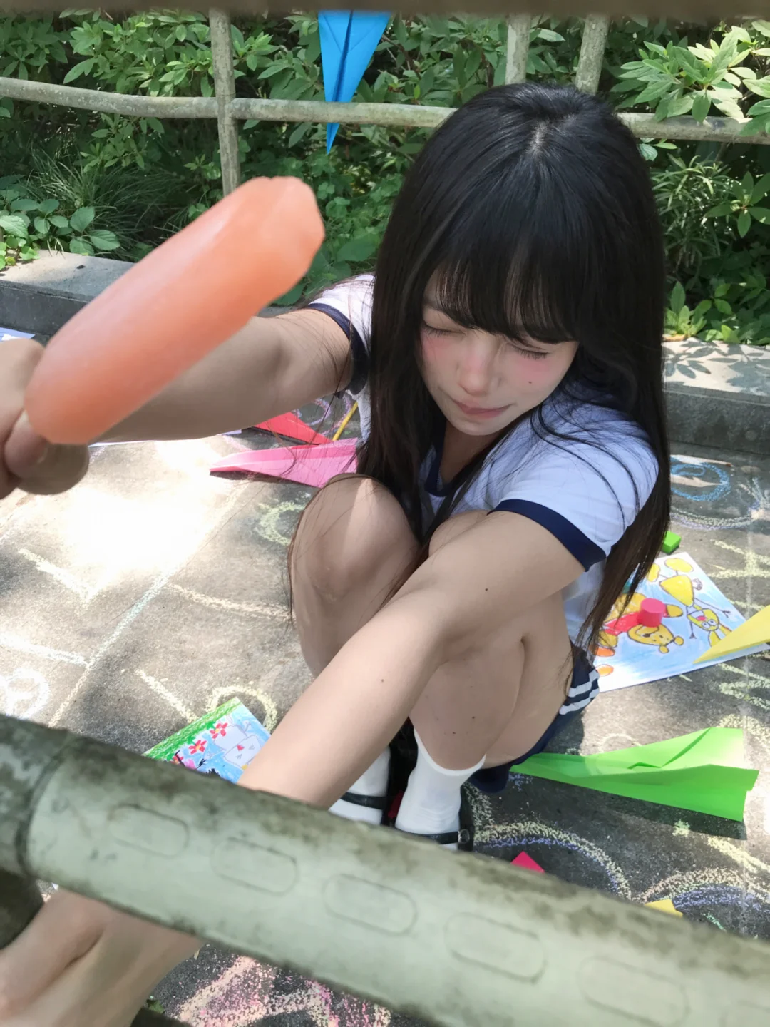 同学放学一起买冰棍吃😋