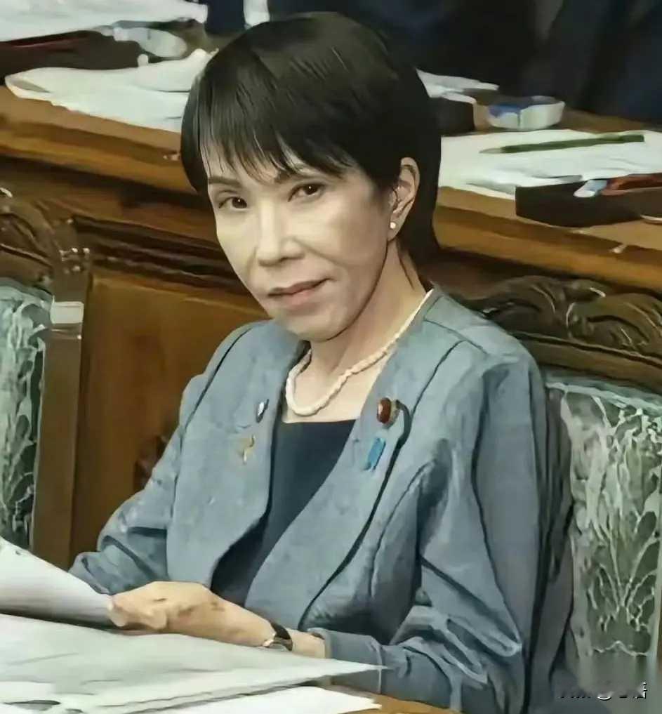 高市早苗要让幼童上战场，疯魔程度不输慈禧，爷爷被曝是侵华日军
 
高市早苗的一系