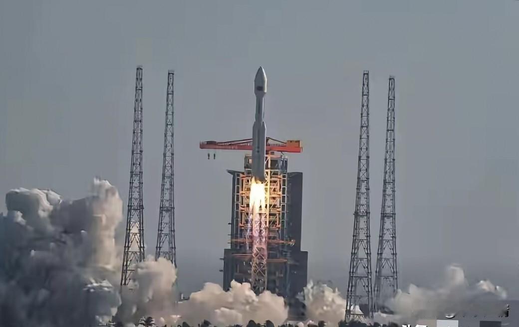 发射成功！
厉害了，我的国。

12月6日，我国宣布在海南商业航天发射场用长征八