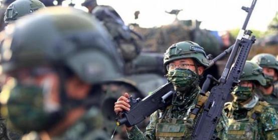 40000人阵亡，100艘战舰会被击沉？美媒：台海开战解放军伤亡惨重。

美国战