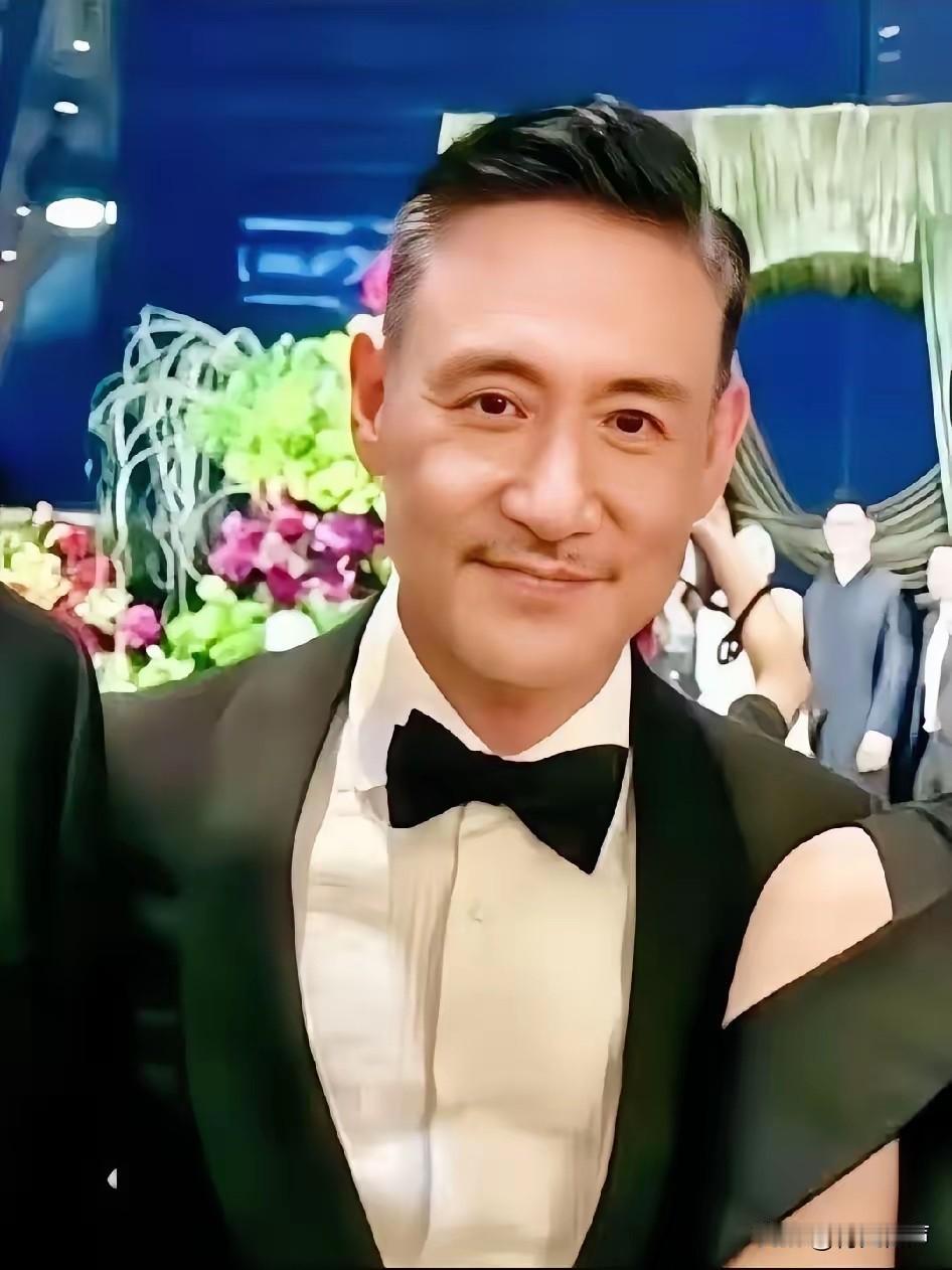 面相是骗不了人的，
网友之前看张学友，看得真准。
之前有网友说，他这个人一看就知
