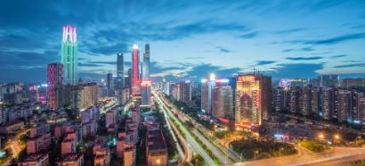 广西农业工程职业技术学院在崇左市，坐落在中国-东盟南宁空港扶绥经济区。学校是广西