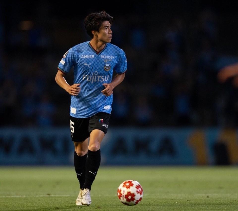 既然进不了国足，那就更换国籍。19岁华裔小将关德勤正式宣布加入日本国籍，为日本队