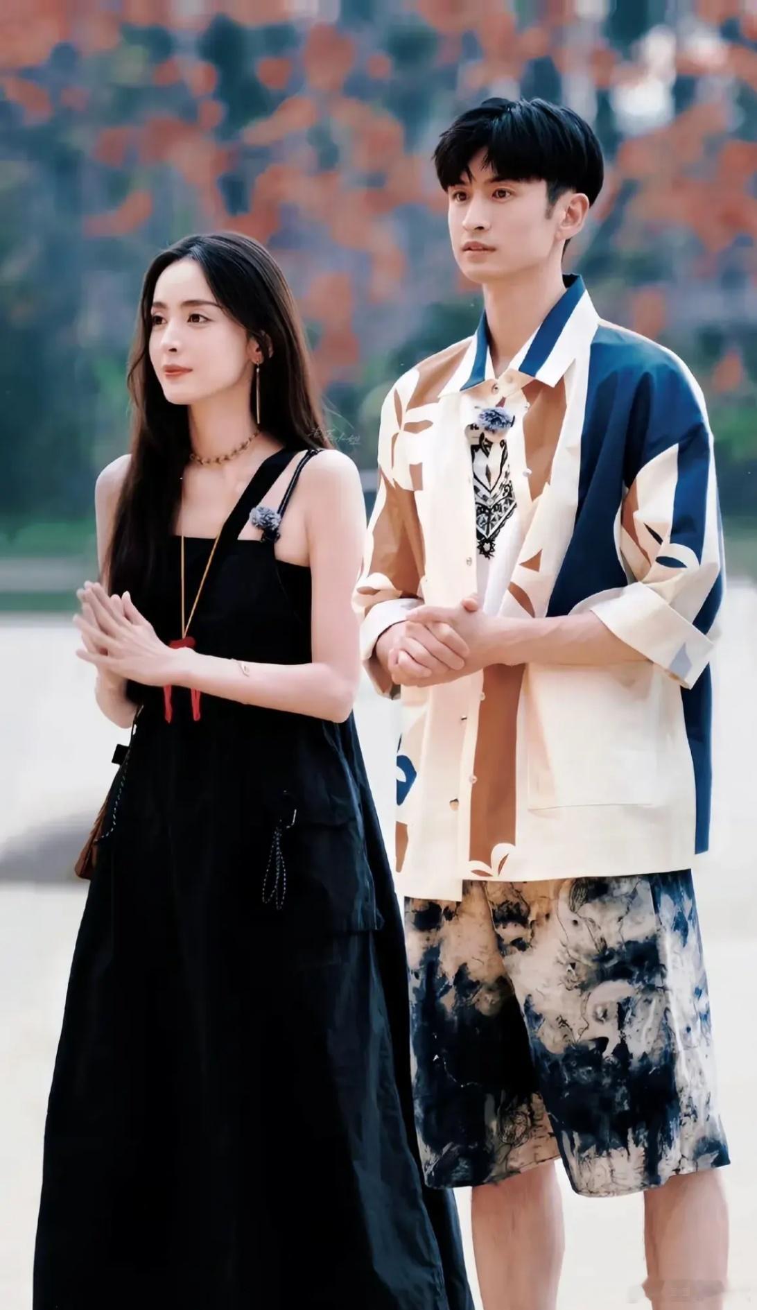 说起来，张云龙和娜扎还真没啥黑料，都算得上是娱乐圈的清流，不炒作不作妖。除了谈恋