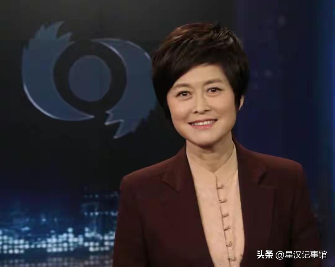 最早知道敬一丹，是从《焦点访谈》开始的。那个电视还占据大多数人夜晚时光的年代，每