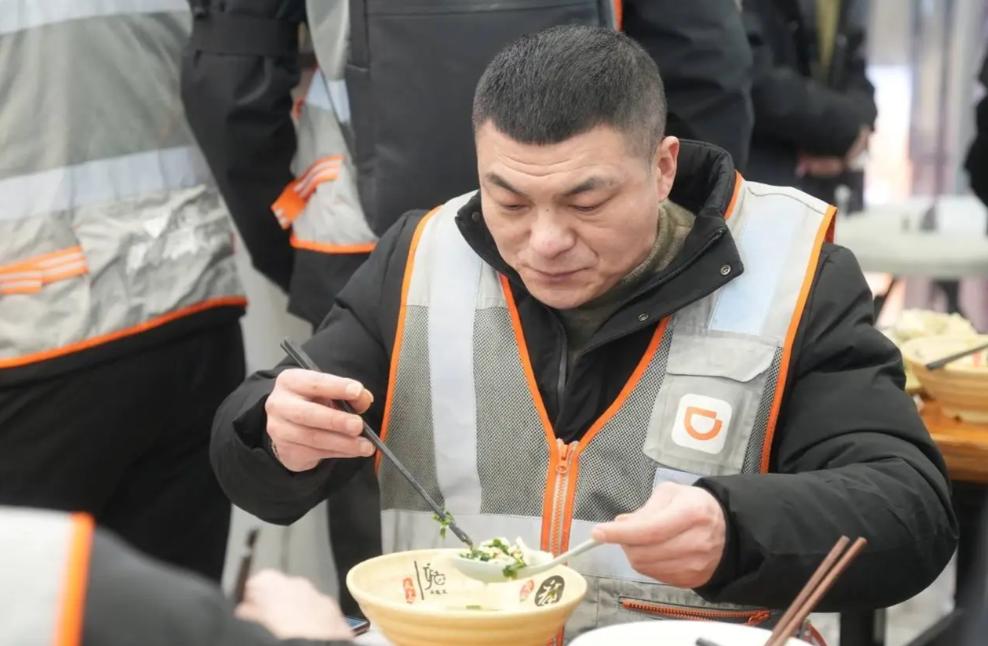 8小时封顶，网约车行业的新规要来了，网约车司机们要注意了！

从今年6月1日起，