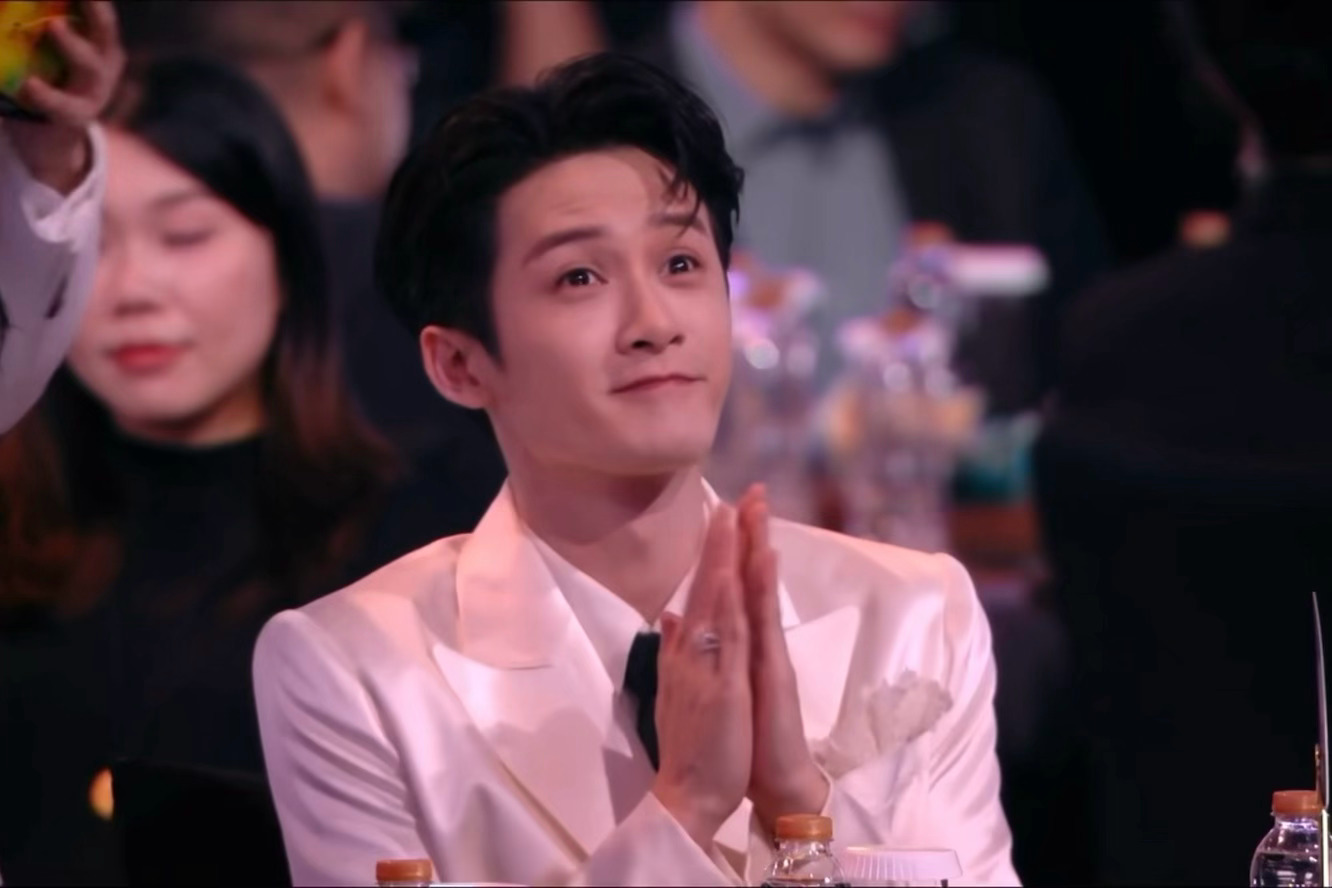 转发这个檀健次，新的一年好消息都震耳欲聋🙏🏻檀健次祝大家好消息震耳欲聋 