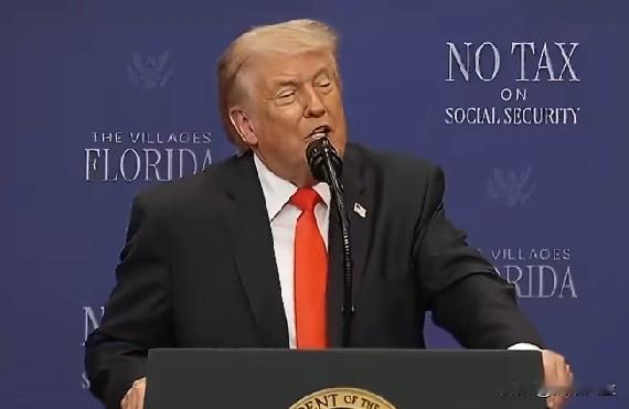 特朗普:“我太太梅拉尼娅现在是电影明星了，片子票房第一，流媒体也第一。

我跟她