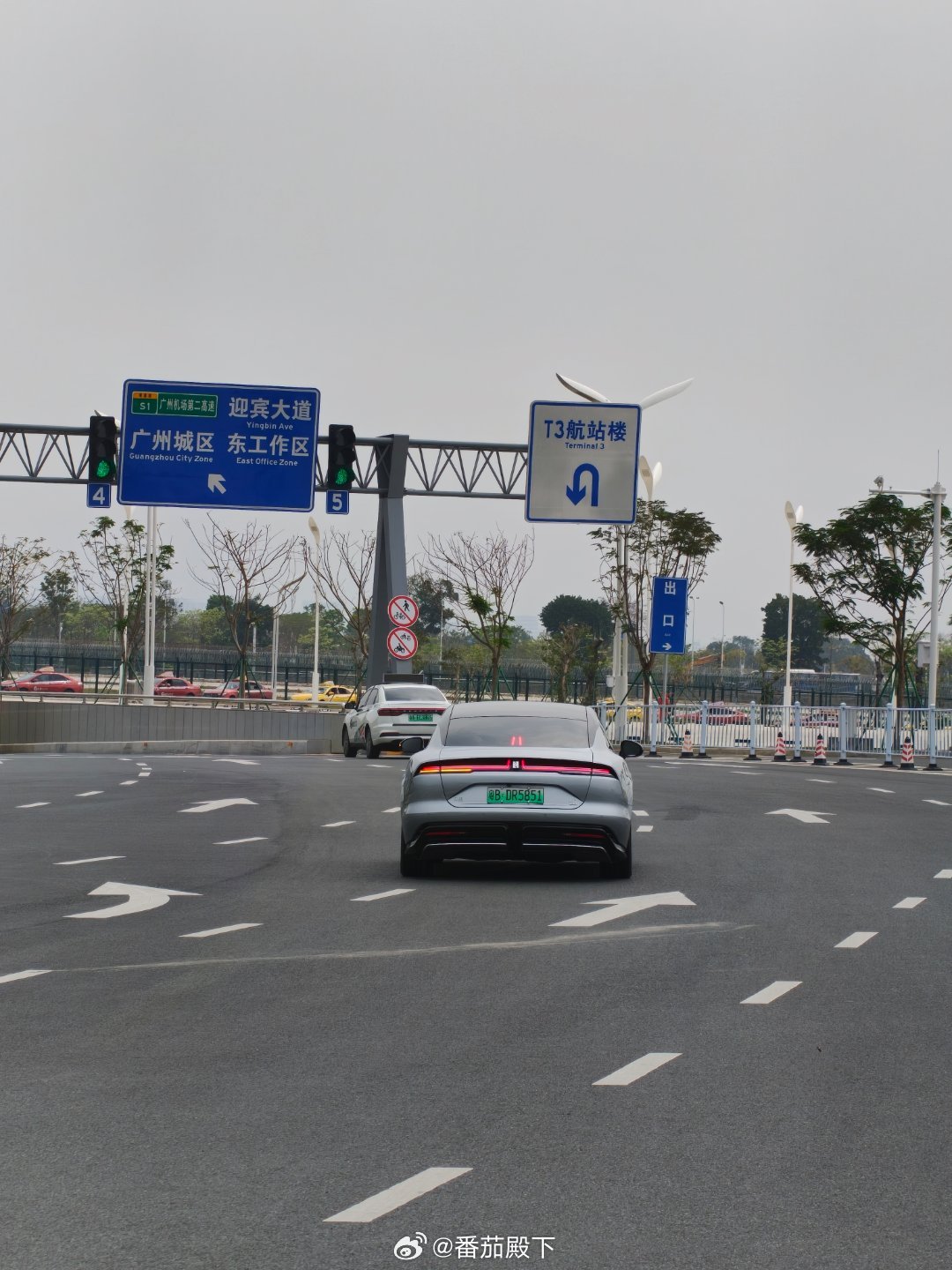 我嚓！仰望U7！