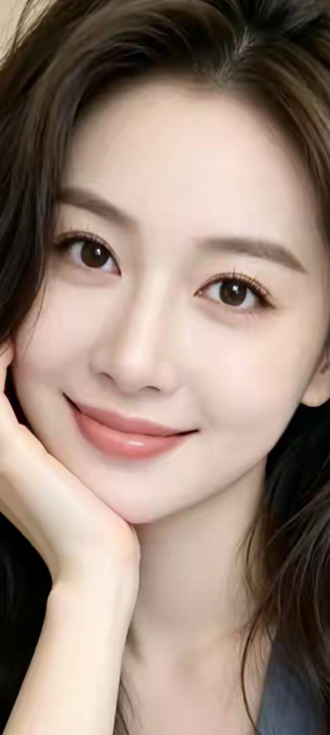 甜美微笑，元气满满的一天！😊✨