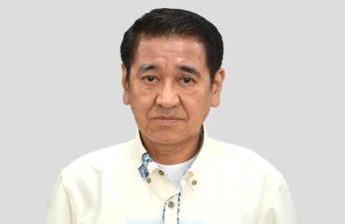近日，74岁的琉球王室后裔屋良朝助宣布参选冲绳县知事，抛出了极具颠覆性的政治构想