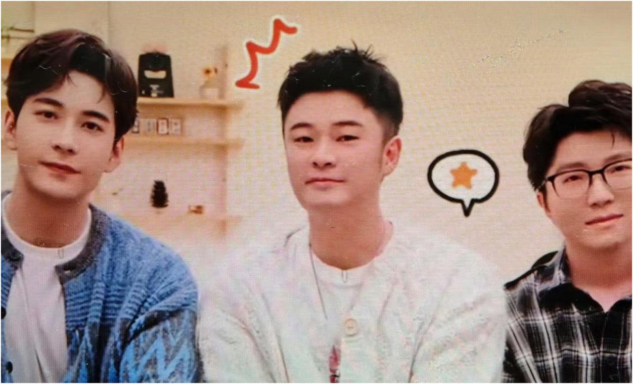 谁把陈赫P成婴儿赶紧站出来！之前鹿晗就玩心大发，把邓超和陈赫P成骑玩具车的巨婴儿