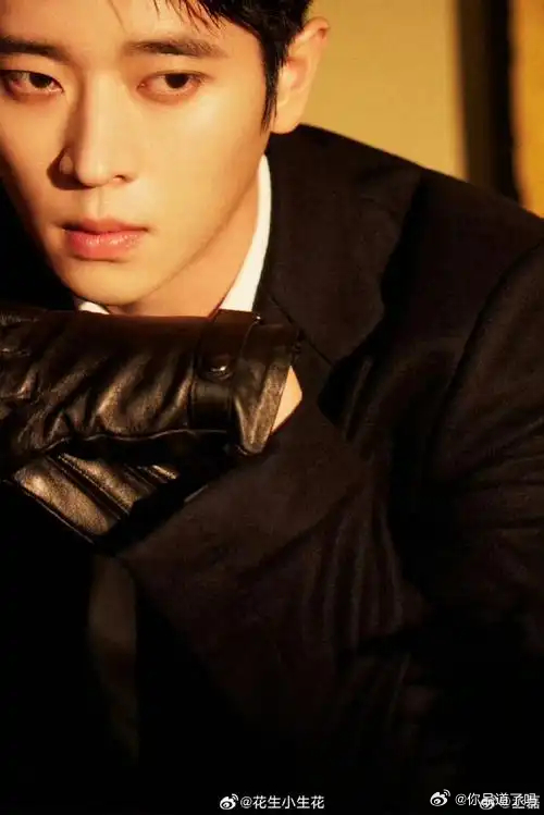 国内首部无人区救援题材悬疑爱情剧《许你星河千里》正式定档5月27日新疆开机，主演