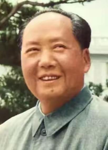 慈祥的笑容温暖千万家！这才是最动人的中国模样
 
有一种笑容，不张扬却有力量，不