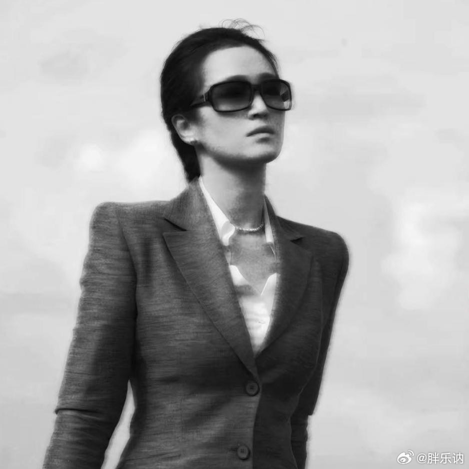 贪婪的享受当下高利贷感快乐 毕竟我的计划里没有任何人#贪婪# ​​​