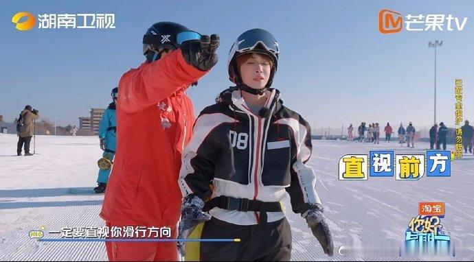 刘宇滑雪上手就会你好星期六刘宇滑雪的表现太超出预期了，上手就会的状态让人惊喜。他