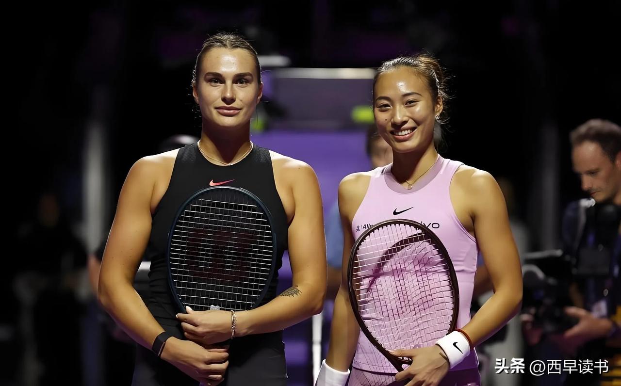 在WTA1000罗马站女单1/4决赛的焦点战中，中国金花郑钦文以2比0击败世界第