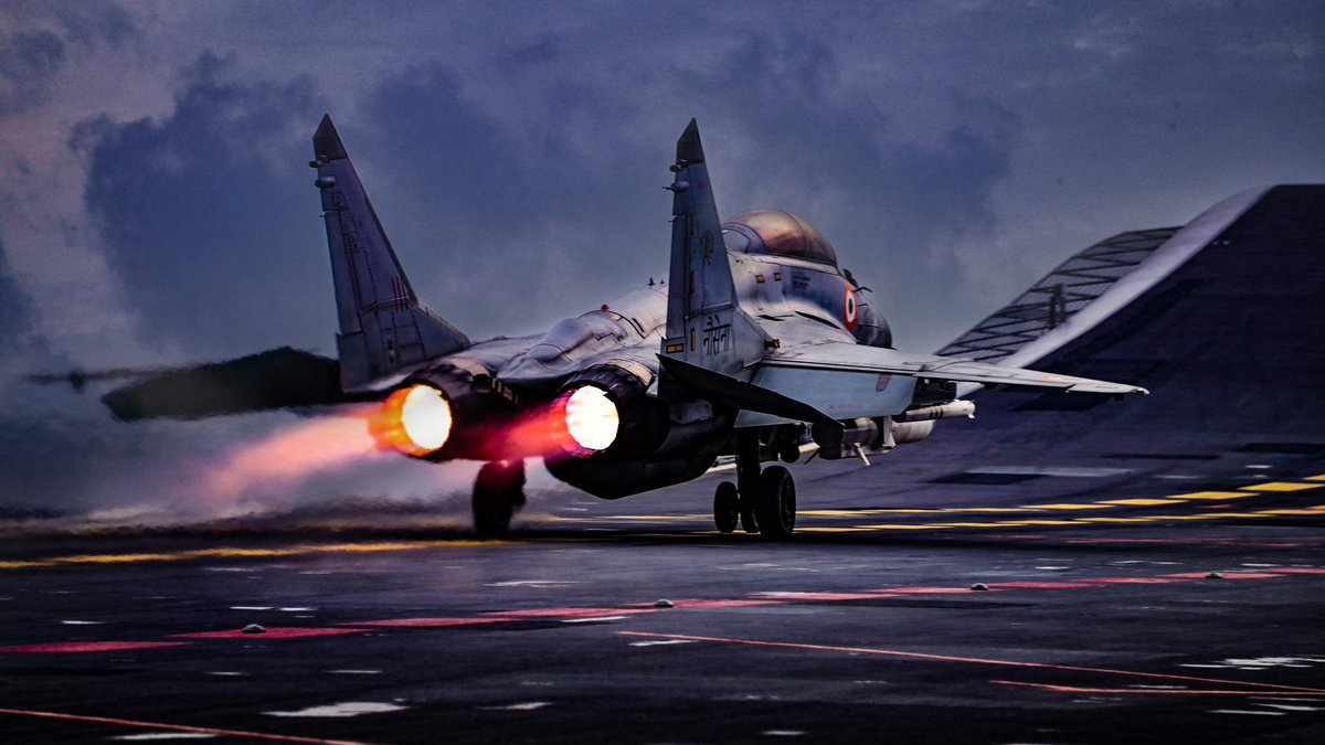 烽火问鼎计划  印度海军米格29K舰载机在执行不同任务期间的标准挂载方案：对空作